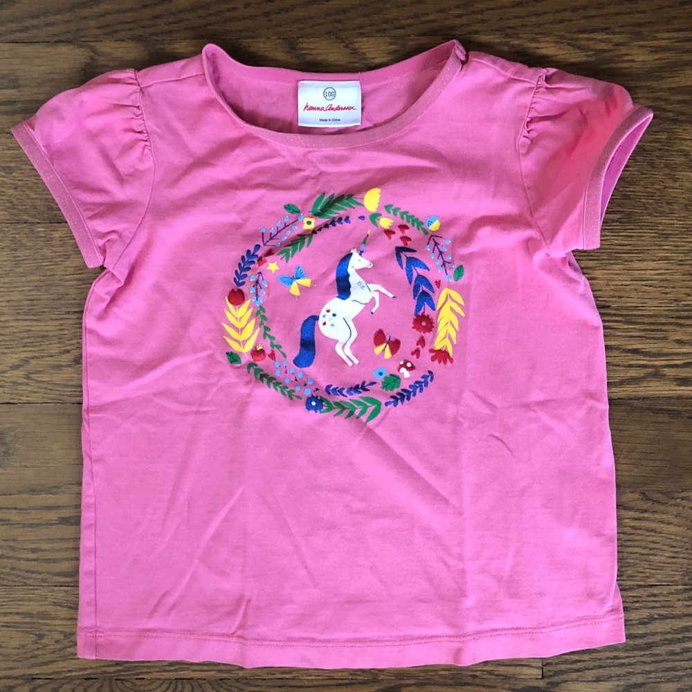 Hanna Andersson graphic tee